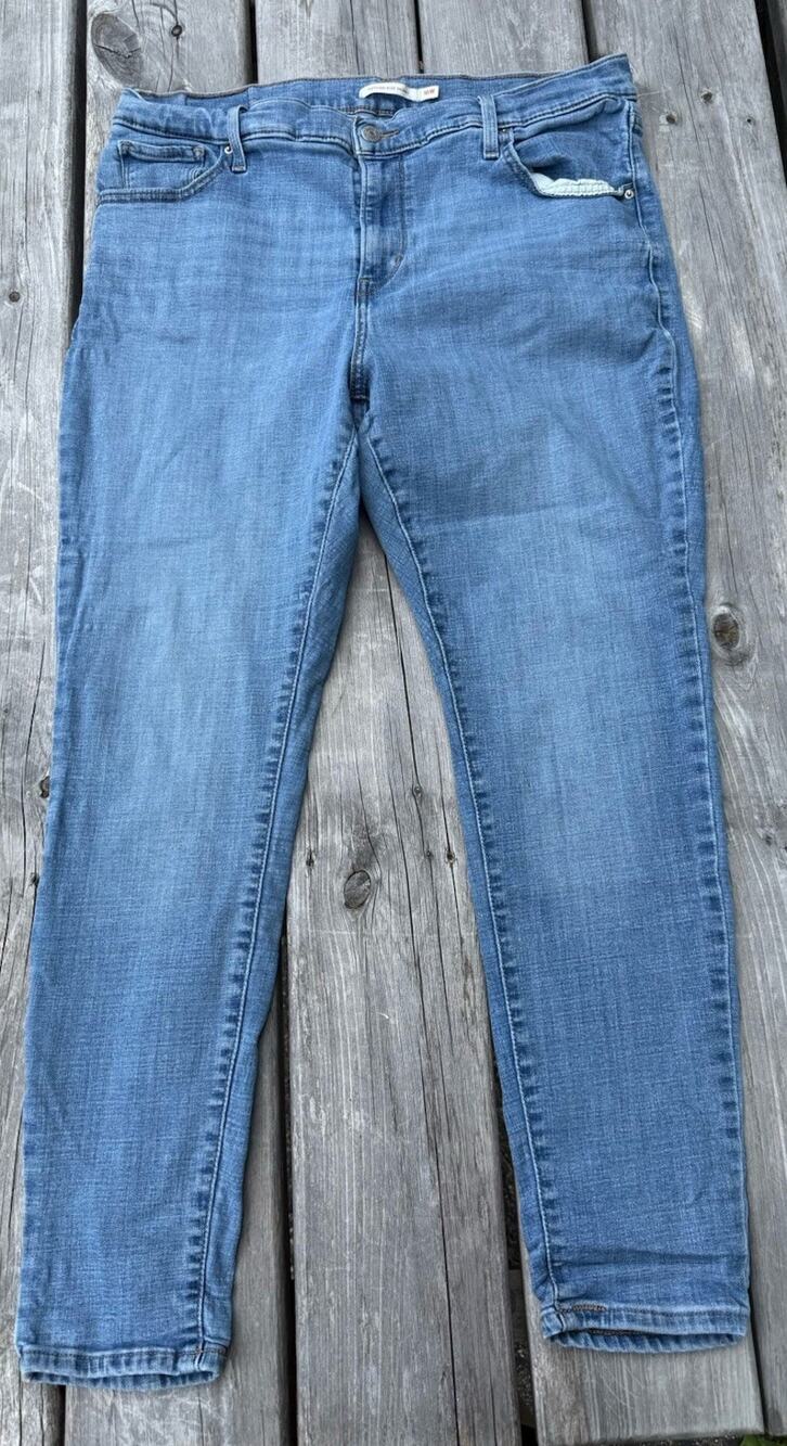 Levi’s Women’s 16W High Rise Skinny Jeans Light Wash Stretch Denim Plus Size